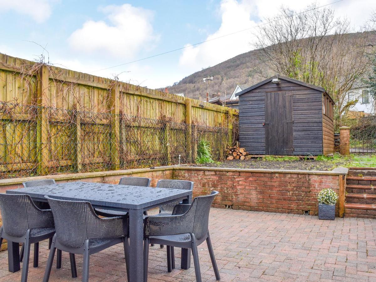 Cwmcarn Cottage Crosskeys Extérieur photo