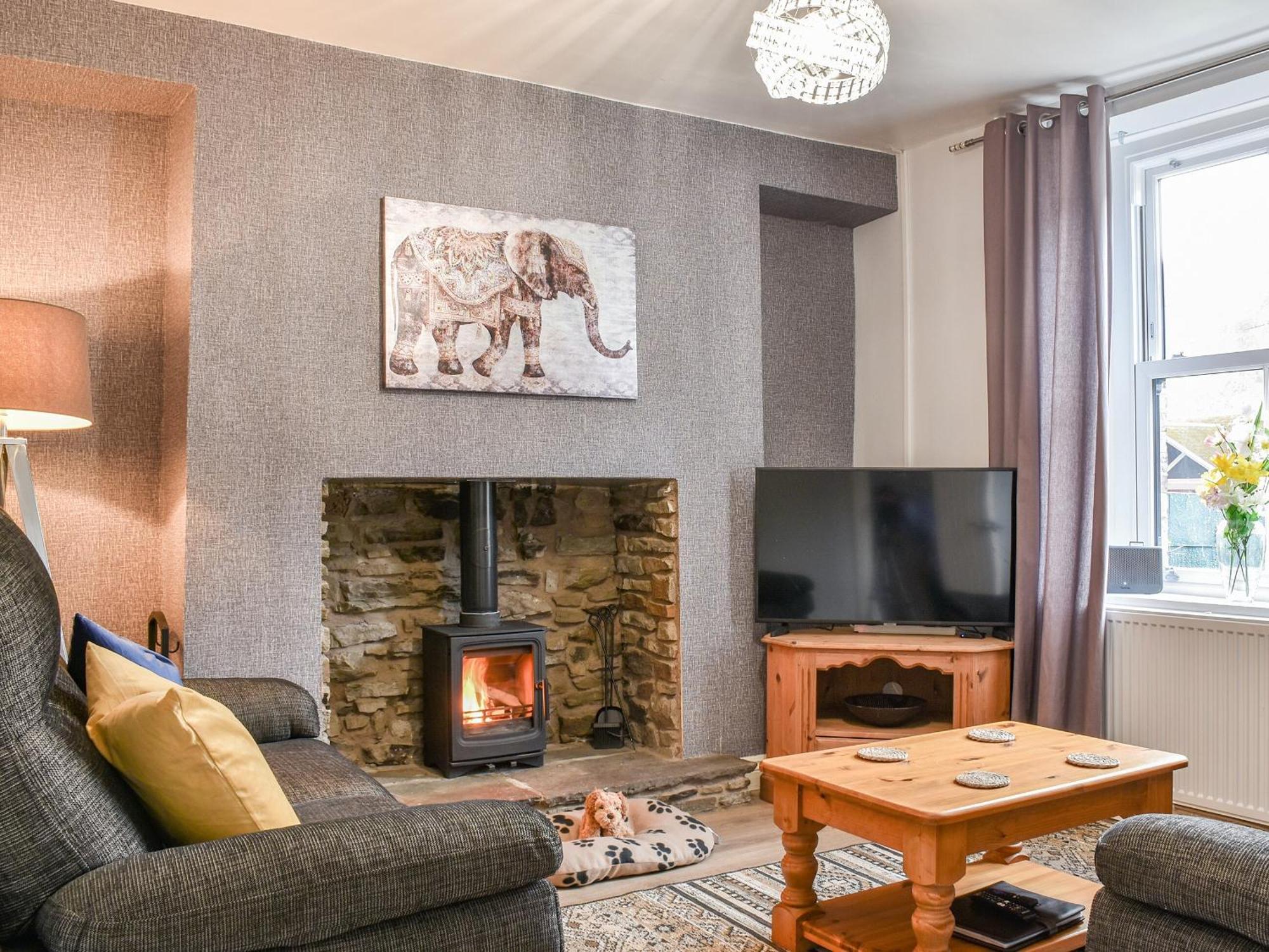 Cwmcarn Cottage Crosskeys Extérieur photo